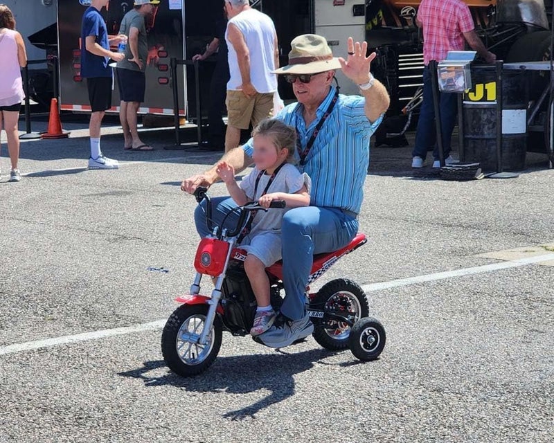 Burromax Kids Training Wheels Kit, Safe Heavy Duty Real Air Filled Tires, Compatible with TT250 TT350R Electric Mini Bikes - Image 4